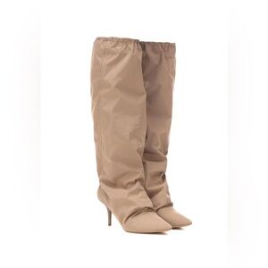 Yeezy season 8 iconic track pant boot 8.5